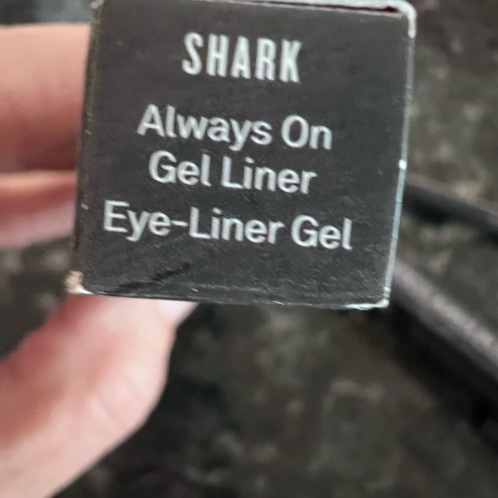 NEW  2 Smashbox Always On Gel full size Liner Pencils— Shark (Black/Grey)